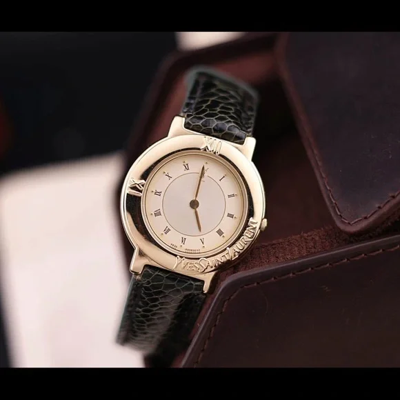 Vintage 1983 YSL Citizen 4620-E60957 
30mm Women’s Watch [Near Mint] Gold-Plated - Picture 3 of 9